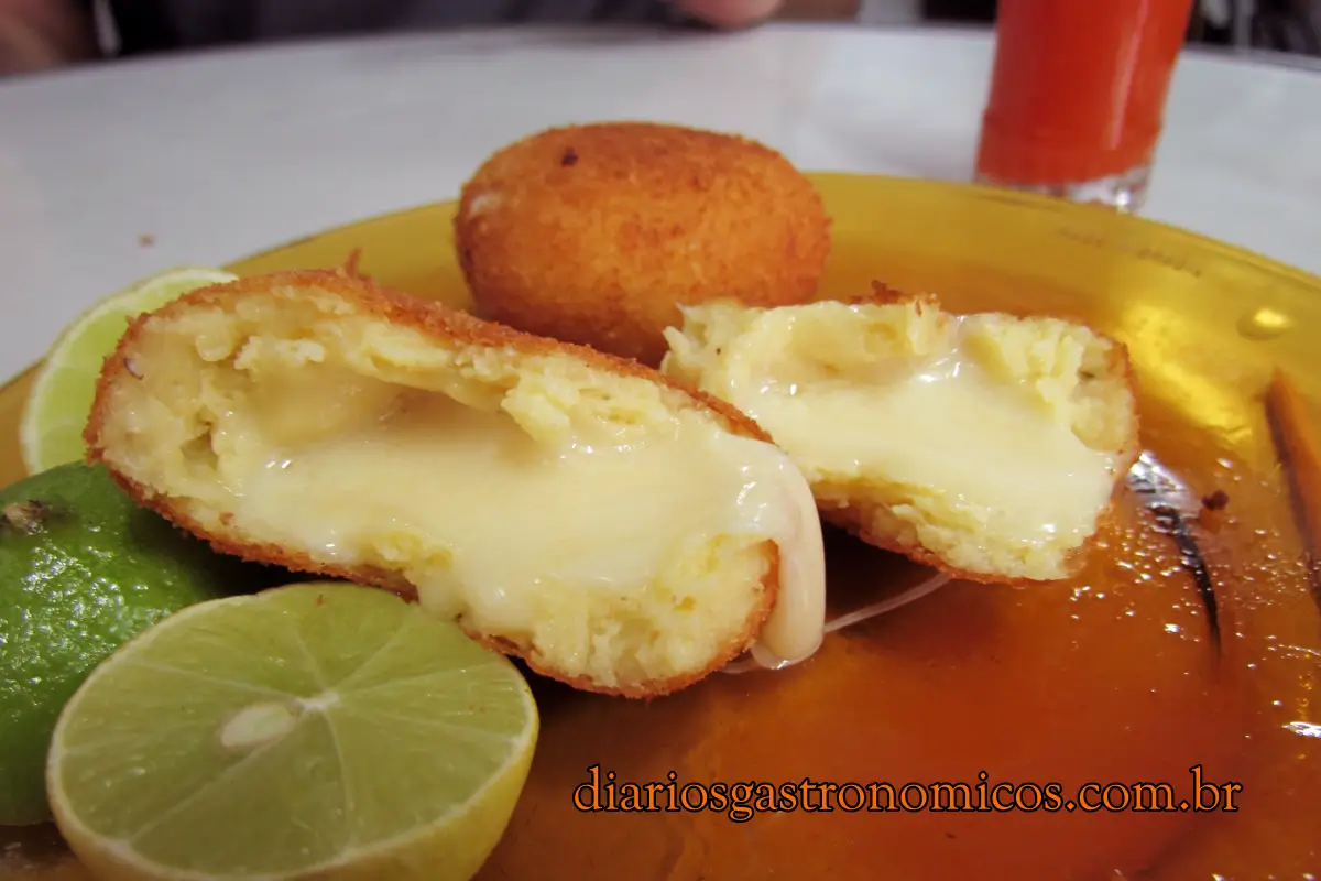 Bar do Luiz Nozoie, boteco, São Paulo, Bosque da Saúde, Bolinho de milho