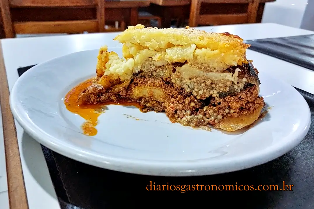 Acrópolis, comida grega, restaurante grego, culinária grega, Bom Retiro, São Paulo, risoto de frutos do mar, Polvo à Vinagrete, Mussaká