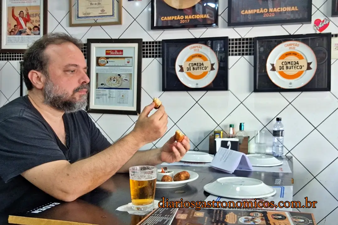 Bar do Jão, Bacalhau Dona Arminda, comida de boteco, São Paulo, bar da Zona Leste, sanduíche de pernil