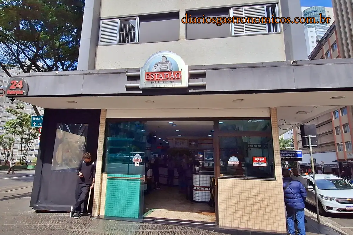 Lanches Estadão, lanchonete, Centro de São Paulo, bairro da República, comida paulistana, comida rápida, comida de rua, lanche de pernil, sanduíche de pernil, pernil do Estadão, Bar & Lanches Estadão