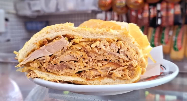 Lanches Estadão, lanchonete, Centro de São Paulo, bairro da República, comida paulistana, comida rápida, comida de rua, lanche de pernil, sanduíche de pernil, pernil do Estadão