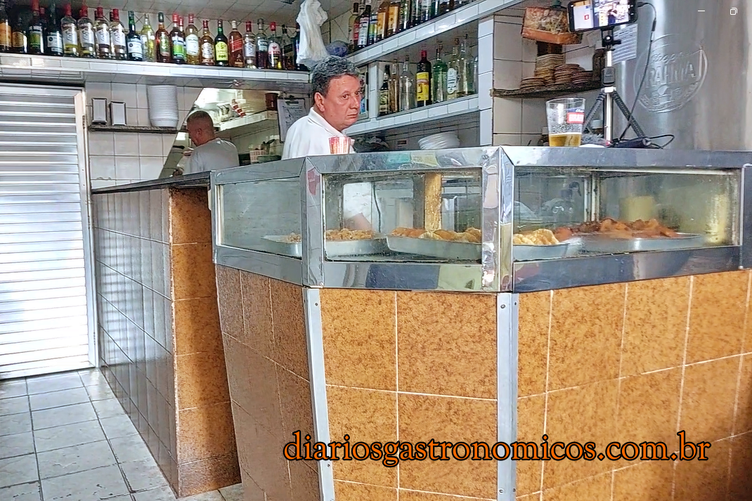 Maio Bar, feijoada carioca, comida carioca, boteco, comida de boteco, feijoada raiz, feijoada de boteco, Catete, Rio de Janeiro