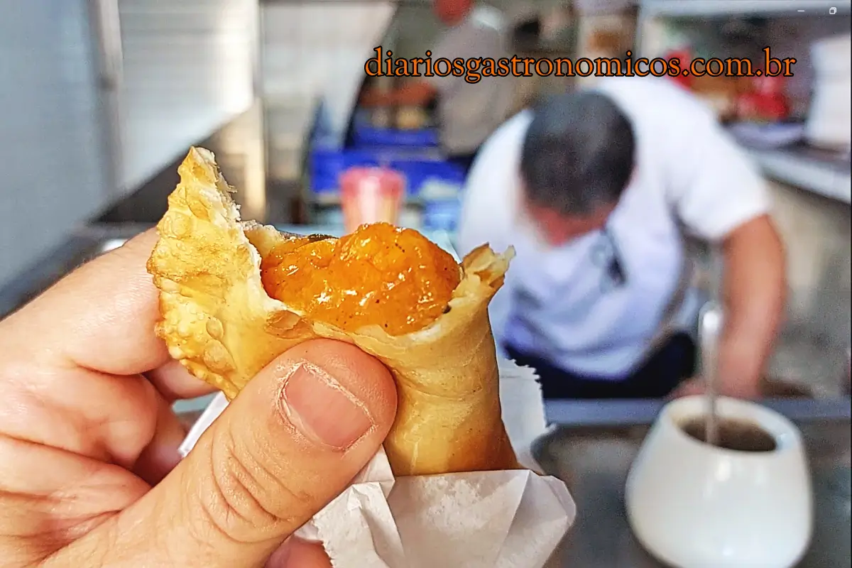 Maio Bar, feijoada carioca, comida carioca, boteco, comida de boteco, feijoada raiz, feijoada de boteco, Catete, Rio de Janeiro, pastel de camarão