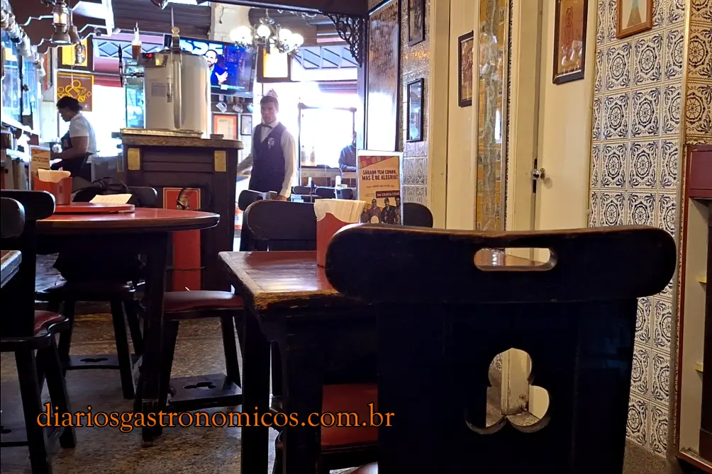 Bar Léo, Centro de São Paulo, comida alemã, bar alemão, Santa Ifigênia, boteco histórico, chope cremoso, chope Brahma