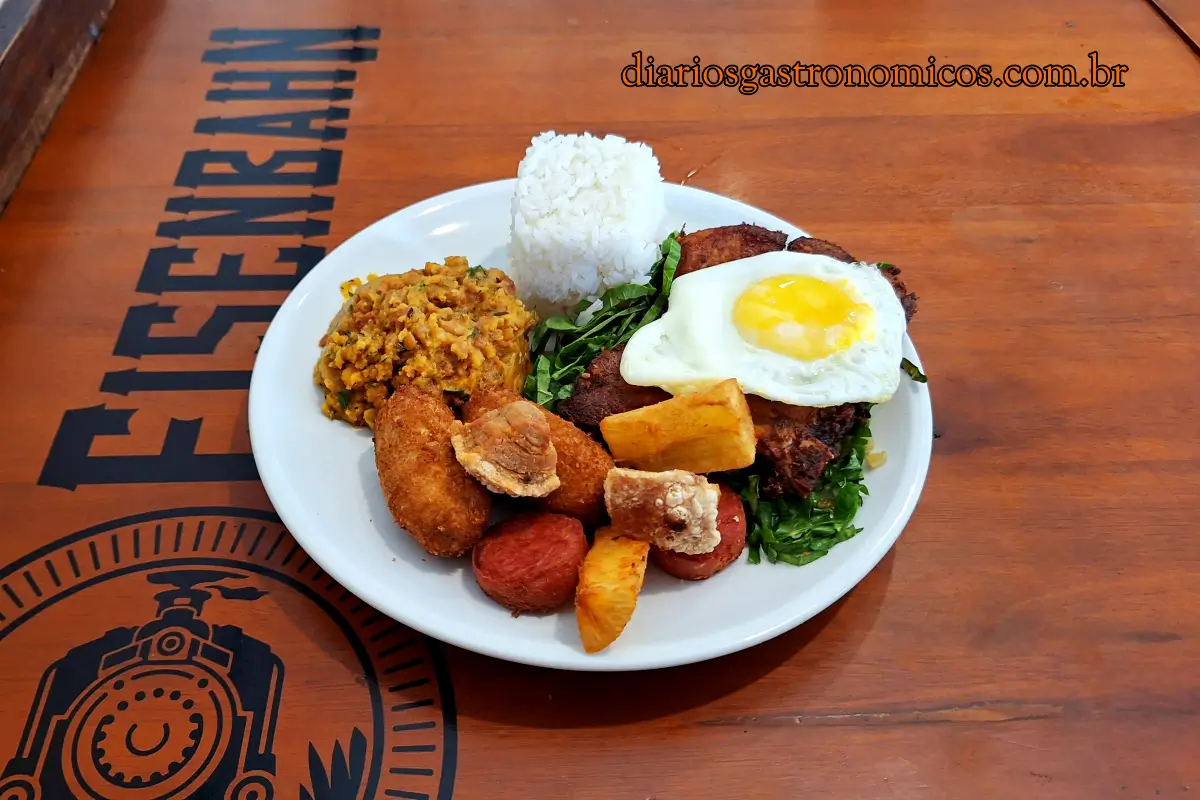 Virado à Paulista, Bar do Vardema, Mooca, virado à paulista em são paulo, onde comer virado à paulista, comida tradicional paulista, gastronomia paulistana, botecos de são paulo, bar tradicional da mooca, Bolinhos Da Vovó, Tutu de Feijão, Comida Paulista, Diários Gastronômicos, gastronomia paulistana, comida de boteco