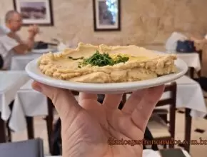 comida árabe rio de janeiro, restaurantes árabes saara, onde comer na saara RJ, culinária libanesa RJ, centro do rio gastronomia, el-gebal, padaria bassil, sírio libanês restaurante, história da saara RJ, imigrantes libaneses rio, comida libanesa tradicional RJ, passeio no centro do rio, roteiro cultural saara, kibe cru rio de janeiro, esfihas RJ, kafta de cordeiro RJ, comércio popular rio, o que fazer no centro do rio