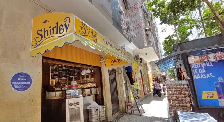 restaurante shirley leme, restaurante shirley rio de janeiro, sardinha à escabeche rio, camarão com catupiry, camarão empanado com catupiry, restaurante galego no rio de janeiro, frutos do mar no leme, restaurantes tradicionais do rio, cozinha galega no brasil, diários gastronômicos, comida de praia brasileira, restaurantes históricos do rio