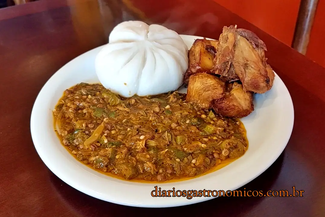 biyouz, biyouz gastronomia africana, restaurante africano em são paulo, gastronomia africana em são paulo, comida africana em são paulo, ndumbe de peixe, bolinho de peixe africano, jiló recheado, kai africano, bicoye, frango com quiabo africano, quiabo na culinária africana, fufu de arroz, fufu africano, culinária africana, herança africana na culinária brasileira, comida africana tradicional, cozinha da áfrica central, cozinha da áfrica ocidental, melanito biyuha, chef camaronesa, chefs africanos no brasil, centro de são paulo, campos elíseos sp, onde comer no centro de são paulo, restaurantes diferentes em são paulo, diários gastronômicos, andré comber, gastronomia em são paulo