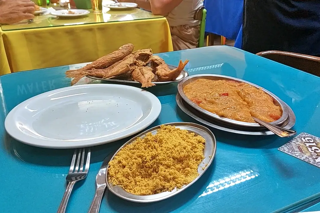 caneco gelado do mário, caneco gelado do mário niterói, bares tradicionais de niterói, boteco no centro de niterói, onde comer em niterói, comida de boteco rj, bares históricos do rio de janeiro, boteco raiz, comida brasileira tradicional, diários gastronômicos, andré comber sales, bares do centro de niterói, gastronomia popular, botecos clássicos, caneco gelado do mário, niterói, boteco tradicional, comida de boteco, bares históricos, centro de niterói, gastronomia brasileira, botecos do rio, cultura de boteco, frutos do mar, peixes fritos, diários gastronômicos, andré comber, empada, empada de camarão