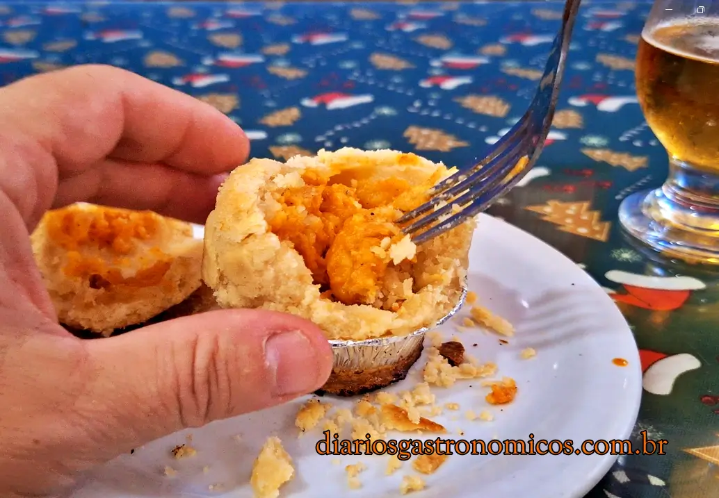 caneco gelado do mário, caneco gelado do mário niterói, bares tradicionais de niterói, boteco no centro de niterói, onde comer em niterói, comida de boteco rj, bares históricos do rio de janeiro, boteco raiz, comida brasileira tradicional, diários gastronômicos, andré comber sales, bares do centro de niterói, gastronomia popular, botecos clássicos, caneco gelado do mário, niterói, boteco tradicional, comida de boteco, bares históricos, centro de niterói, gastronomia brasileira, botecos do rio, cultura de boteco, frutos do mar, peixes fritos, diários gastronômicos, andré comber, empada