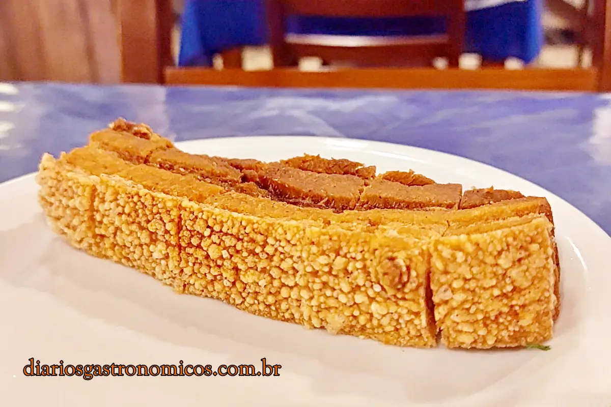 Choperia Cotovelo, Rua da Carioca, Rua da Cerveja, Reviver Centro, Bar Luiz, picadinho, arroz à piamontese, boteco carioca, Centro do Rio, gastronomia carioca, chope artesanal, bares históricos RJ, Rua da Carioca, chope no Centro do Rio, Rua da Cerveja, picadinho carioca, arroz à piamontese, bares históricos do Rio, Barriga do Piolho, torresmo, barriga de porco